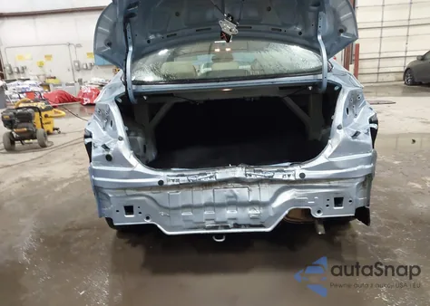 2013 Hyundai Elantra Gls/Limited from USA, damaged, VIN KMHDH4AE3DU517637